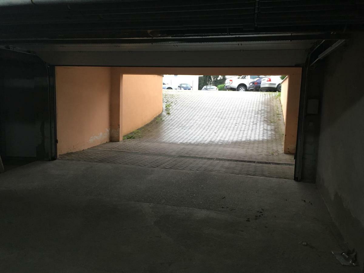 Freedom Apartman Hajdúszoboszló Exteriör bild